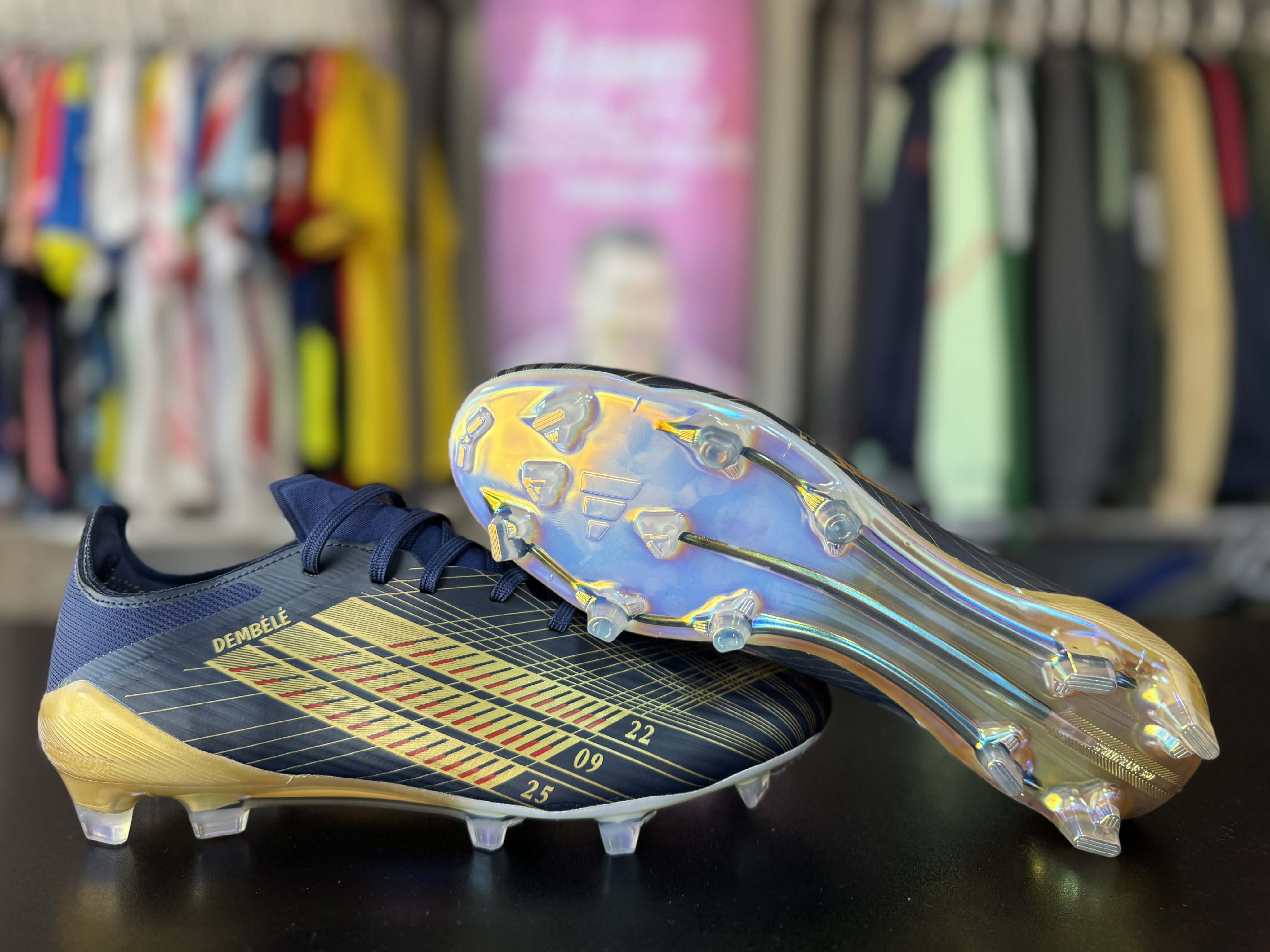 Crampons Adidas F50 Dembélé édition spéciale Ballon d'Or 2025 - Image 3