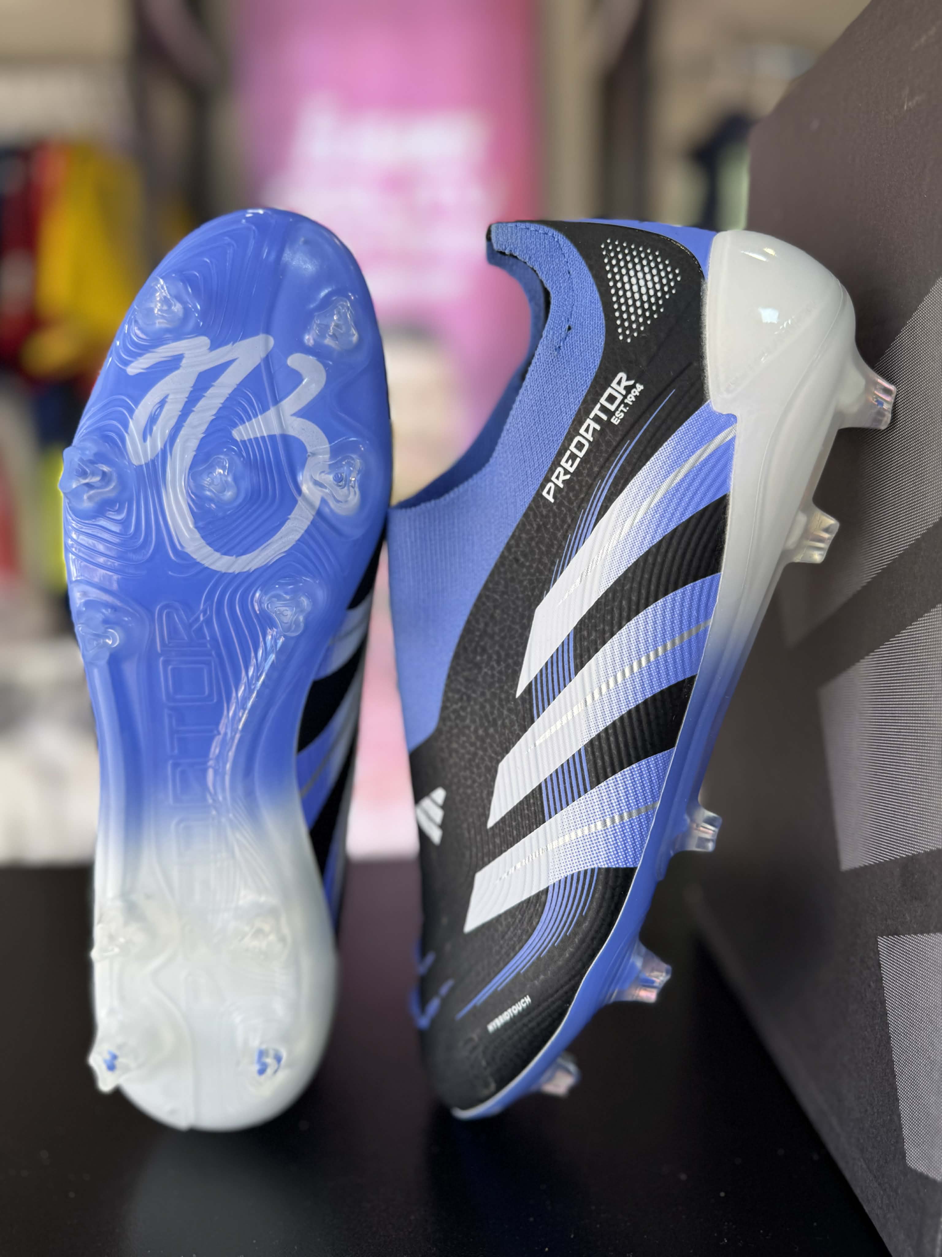 Crampons Predator Sans lacets - Image 2