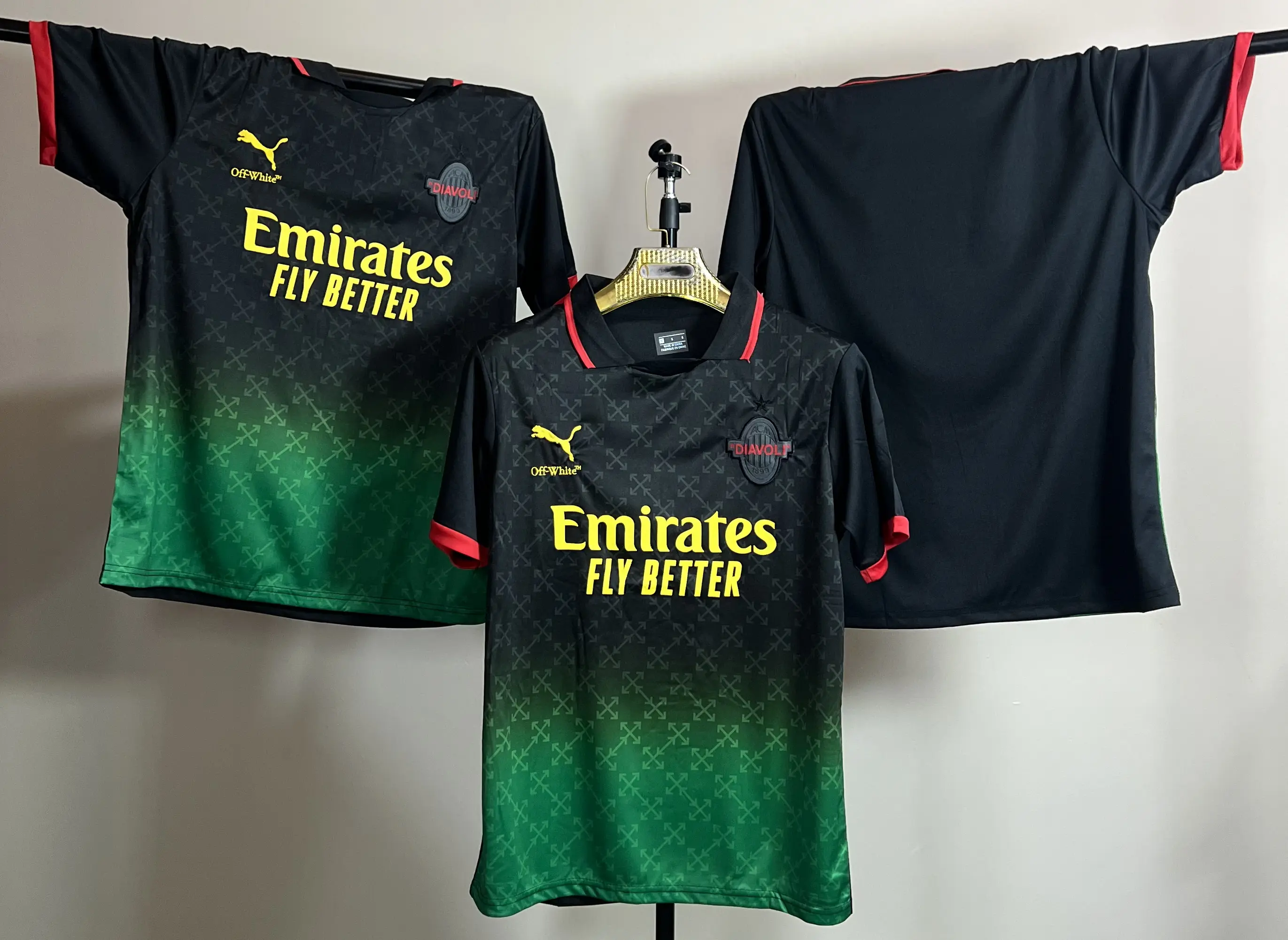 T-shirt AC Milan 2025/2026 – Style et Confort - Image 4