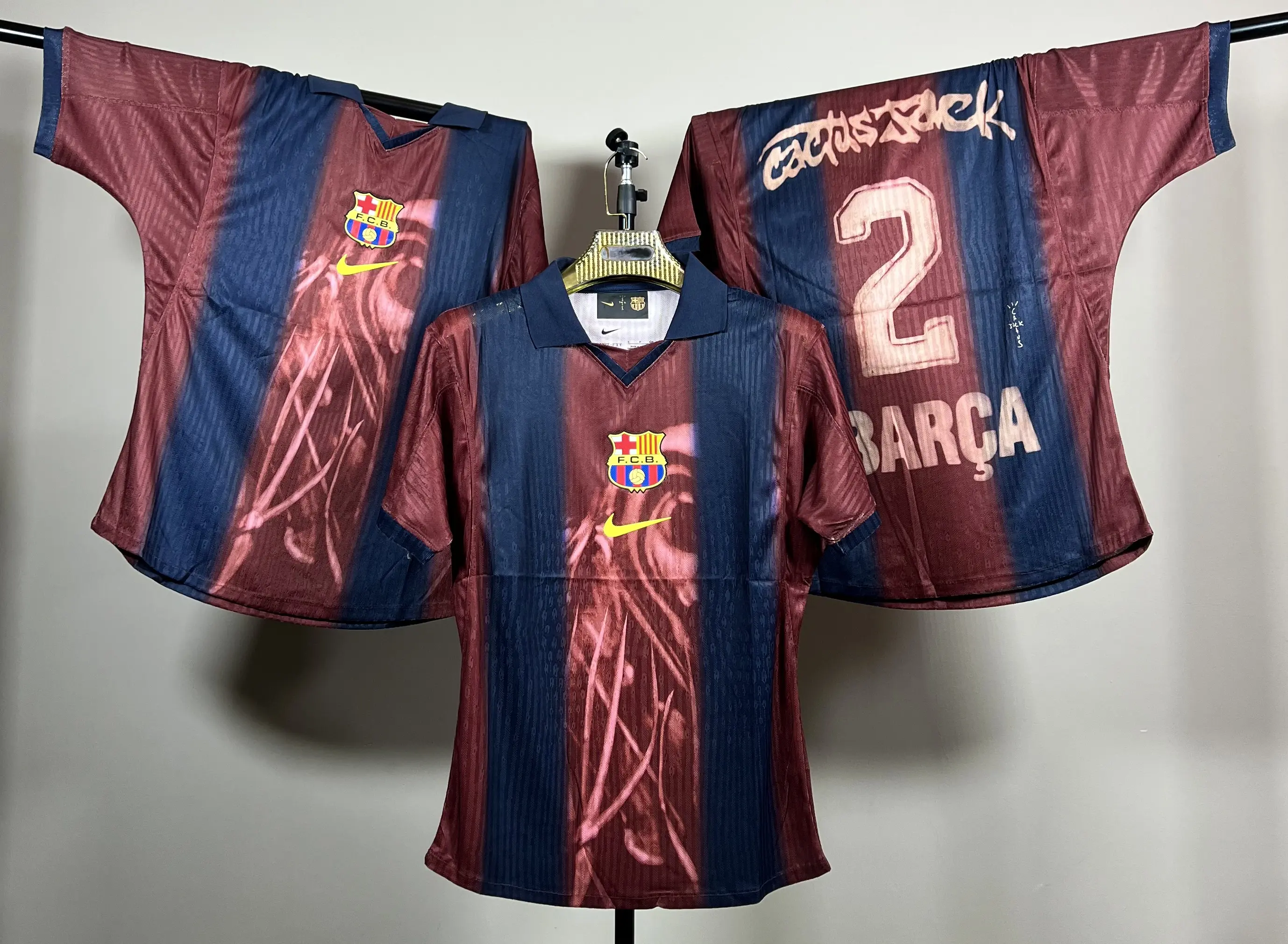 T-shirt FC Barcelone 2025/2026 – Édition Travis Scott - Image 4
