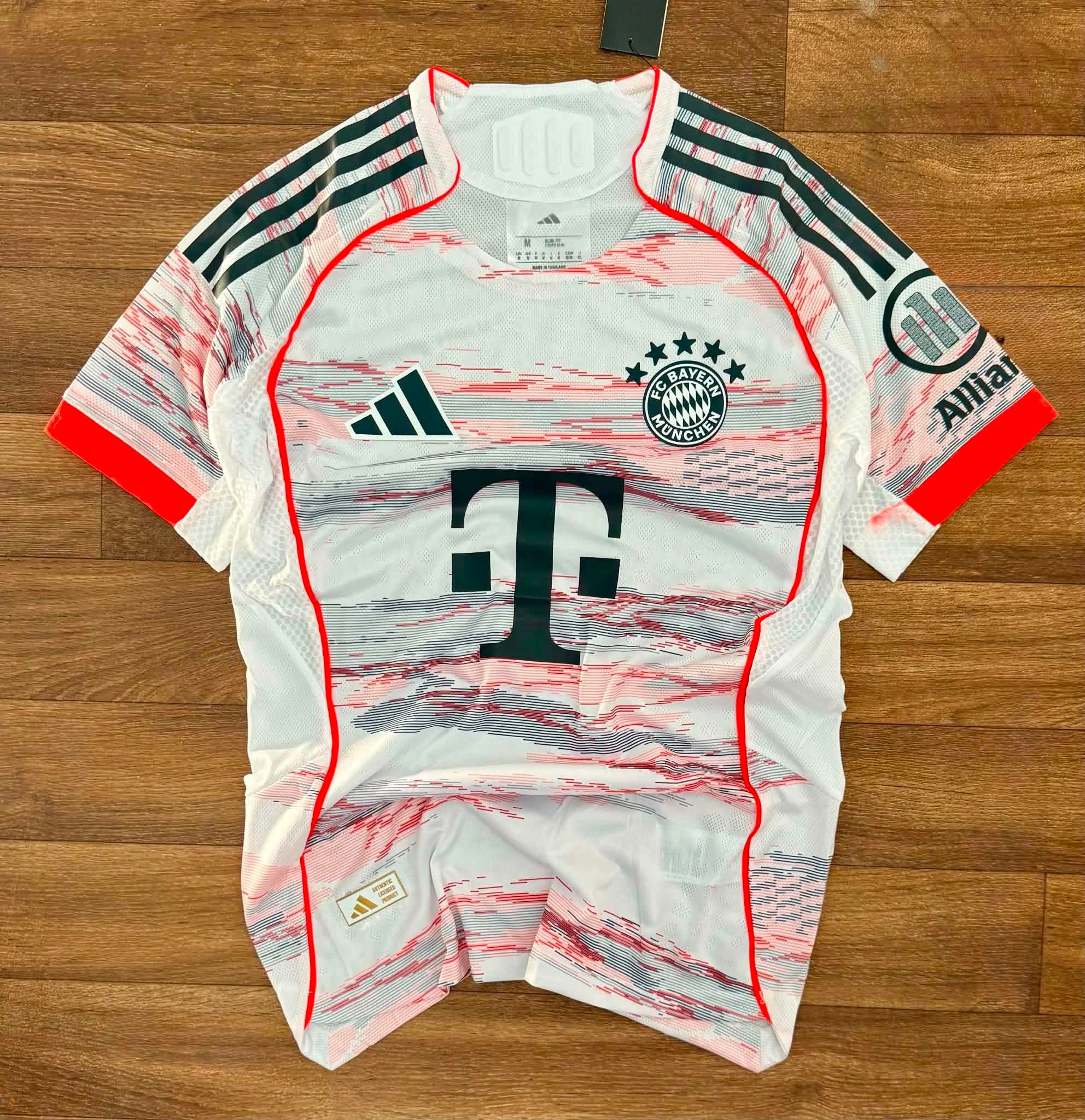 T-shirt FC Bayern Away 2025/2026 - Image 3