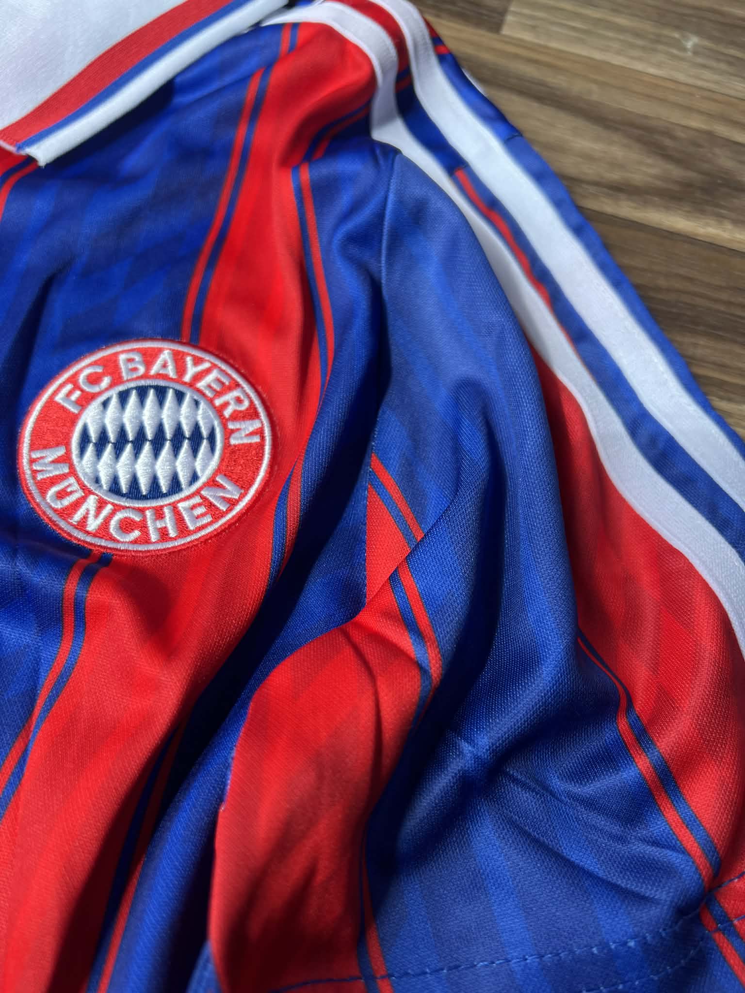 T-shirt Vintage Bayern Munich, 1995-1997 - Image 6